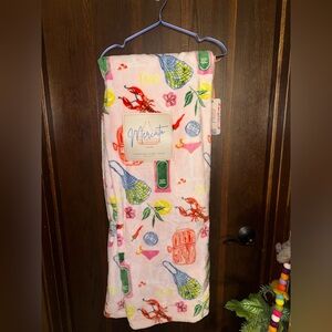NEW Mercato Italian Summer Oversized Plush Throw Blanket 60”x70” Pink Viral NWT